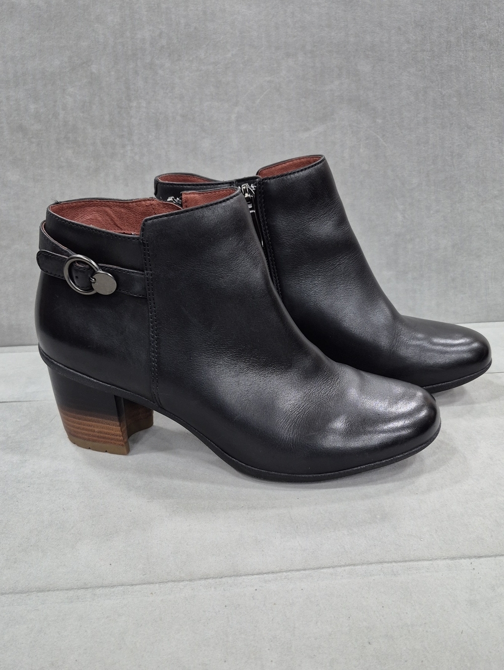 Dansko Perry ankle boots women's 40 US 9.5-10 black leather block heels